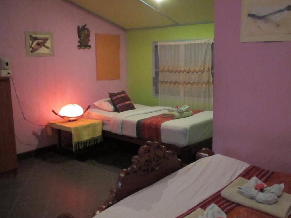 Orchid Hibiscus Guest House Sukhothai Oda fotoğraf