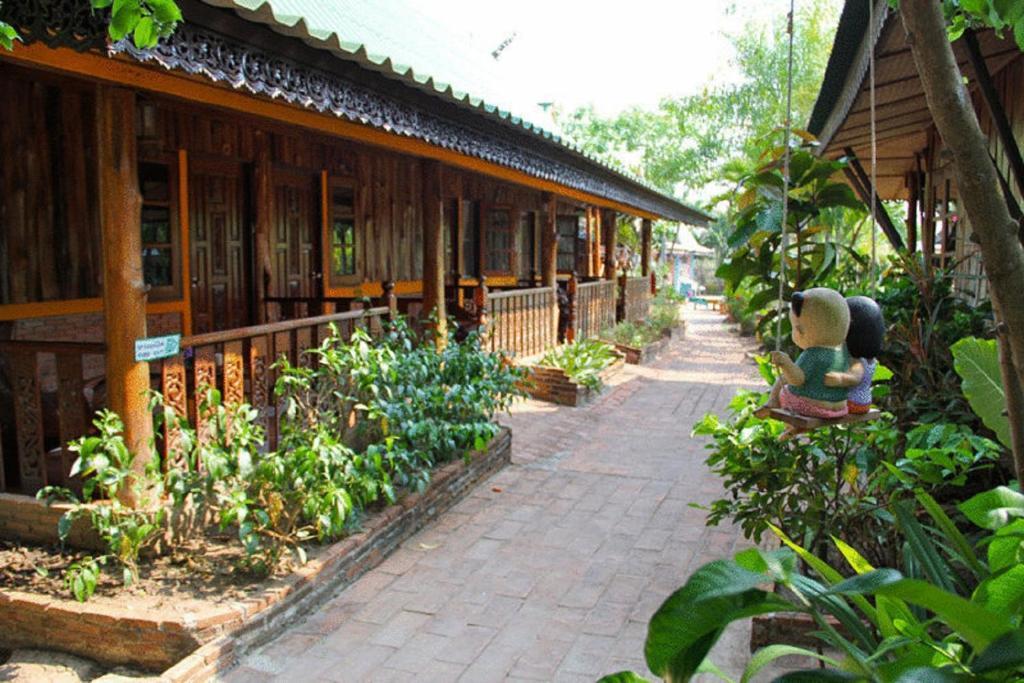 Orchid Hibiscus Guest House Sukhothai Oda fotoğraf